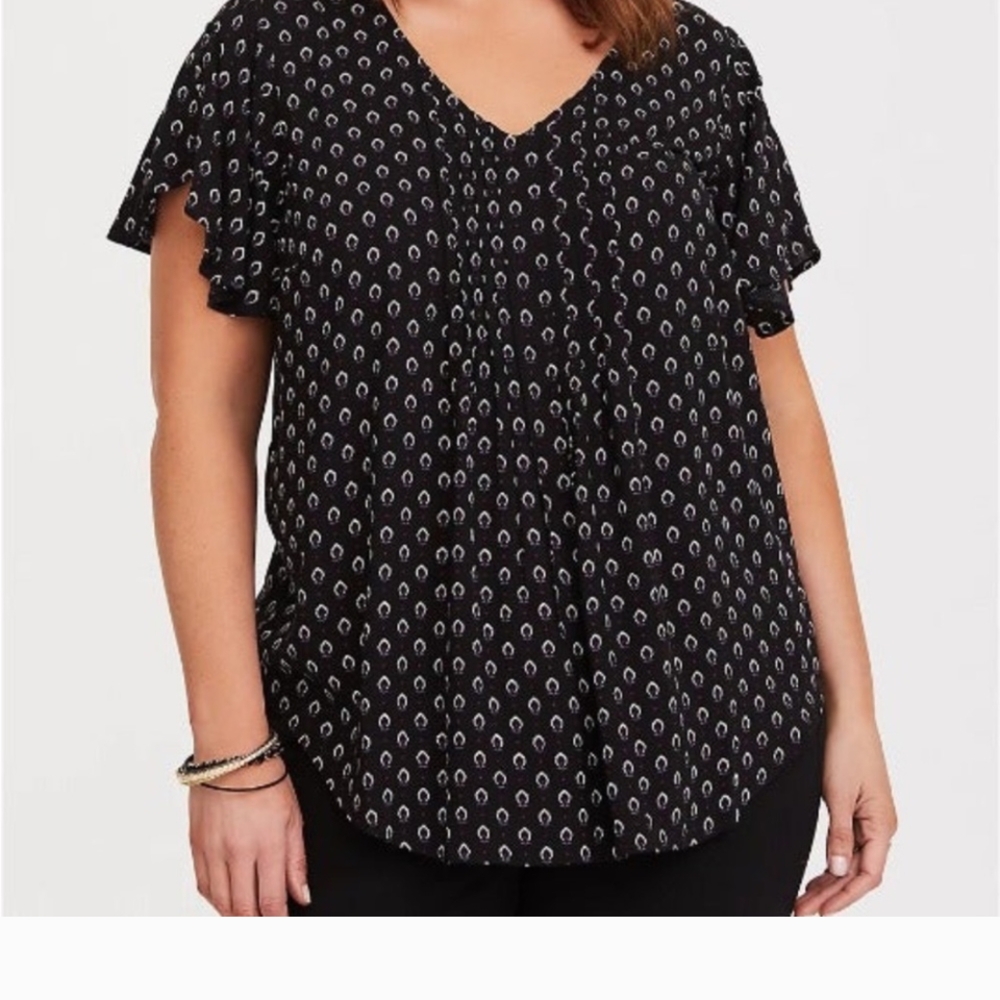 Challis Pintuck Flutter Sleeve Top